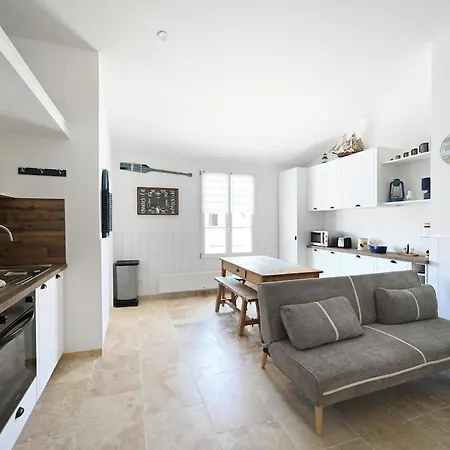 Apartment 766 Amoremi - New Apartment, Heart Of Village *
